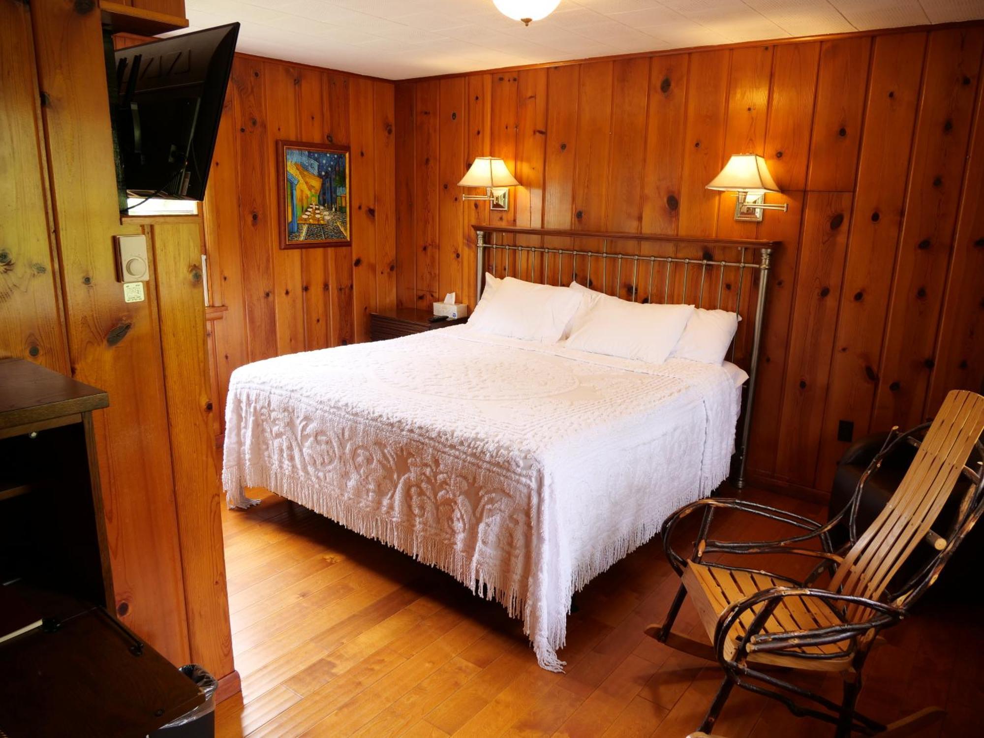 Ludington Blue Spruce Inn Kamer foto