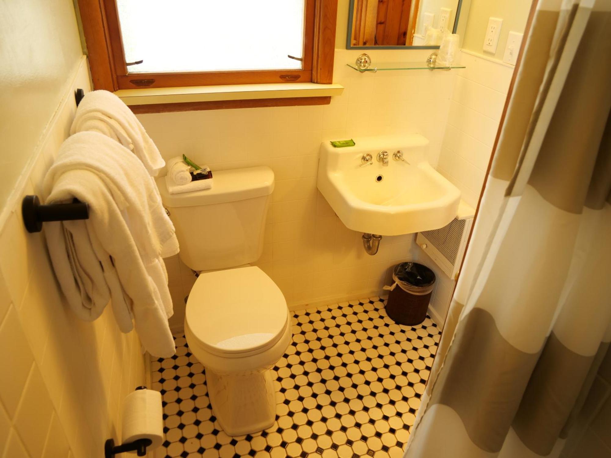 Ludington Blue Spruce Inn Kamer foto
